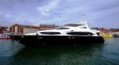 Motor yacht &nbsp;Black and White